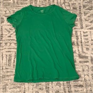 Gap t-shirt
